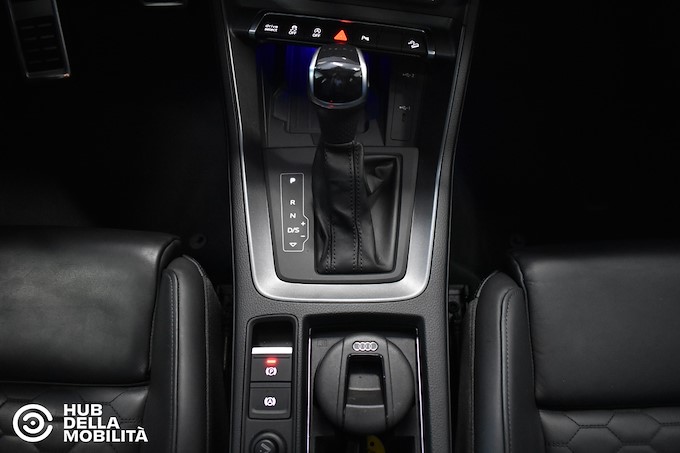 AUDI RS Q3 SPB quattro S tronic